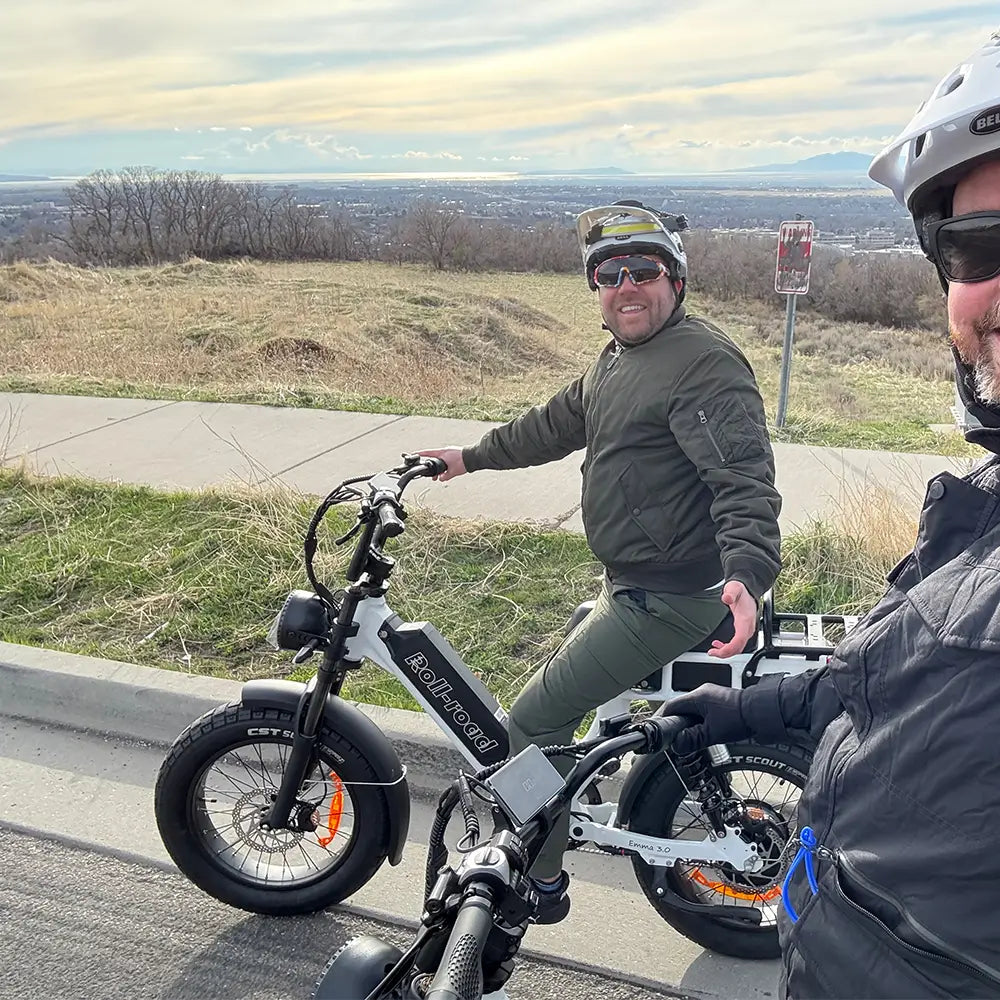 Emma 4.0 Dual Battery Long Range Fat Tire Moped Style Ebike