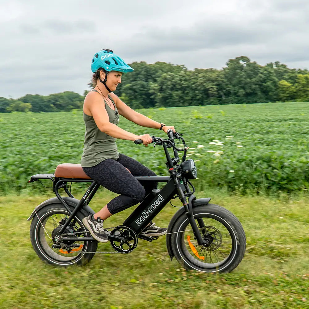 rollroad‑shark30‑ebike‑customer‑outdoor‑riding‑photo-5.webp__PID:7941e37f-411a-4190-a07c-e140bbdab4b5